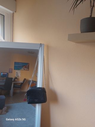 Bolso Bershka negro - nuevo