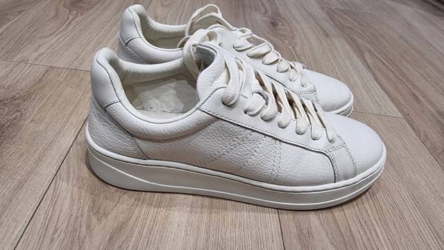 Zapatillas Zara blancas - talla 40