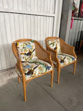 Pareja Sillones  antigua restaurada y tapizadas