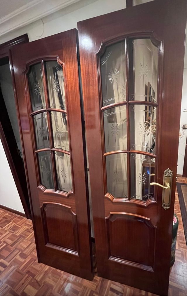 4 Puertas de interior madera maciza