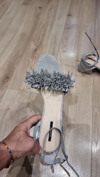 Sandalias ante Pull&Bear gris - 40