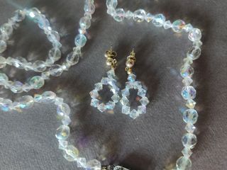 ANTIGUO COLLAR Y PENDIENTES CRISTAL DE ROCA
