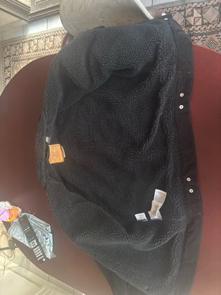 Chaqueta Levi's negra borreguillo