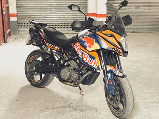 KTM 990 Supermoto T (SMT)