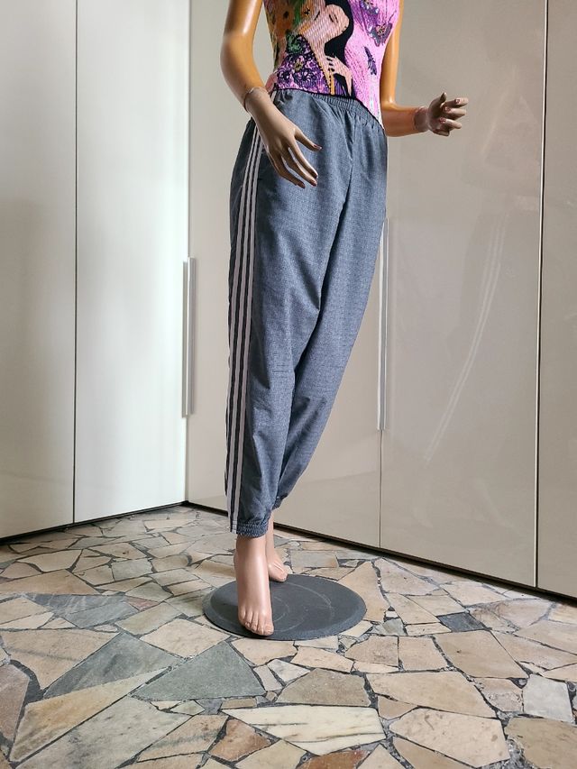 Pantaloni Adidas grigi sportivi
