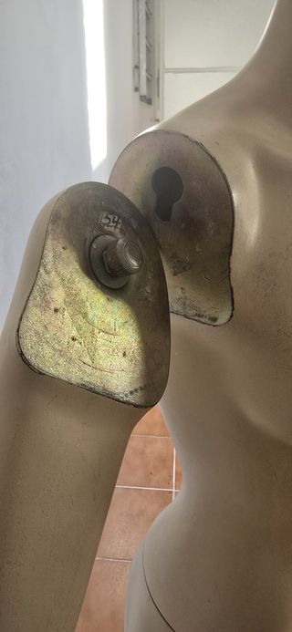 Maniquí plástico mujer