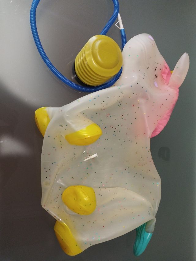 Unicorno gonfiabile che salta per bambini