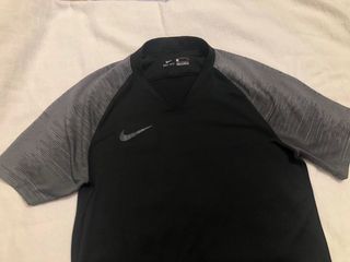 3 Camisetas Deportivas - Nike & Under Armour