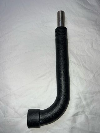 Caño de pared JEE-O soho largo estructurado negro