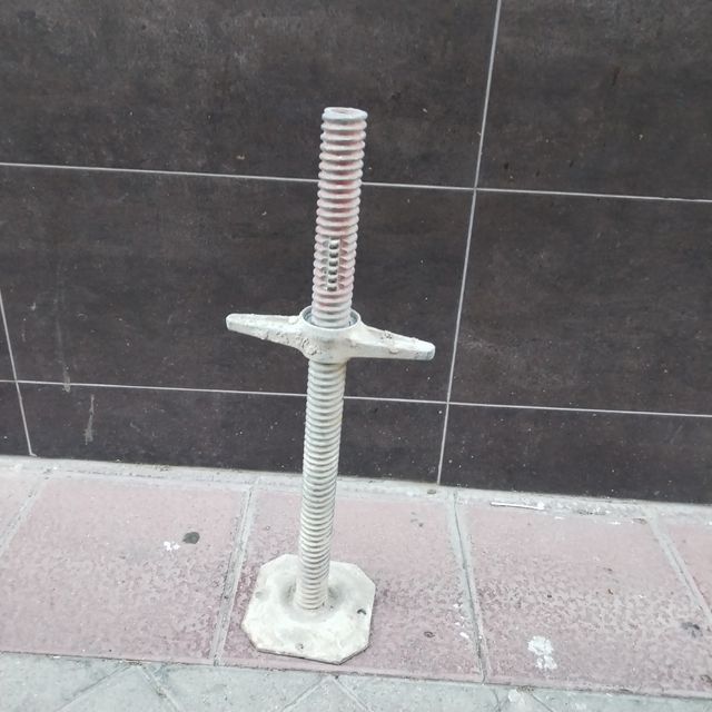 Base niveladora usada