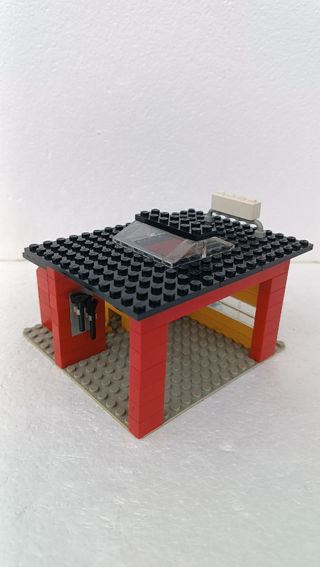Lego Classic Town 6369 garage anno 1985
