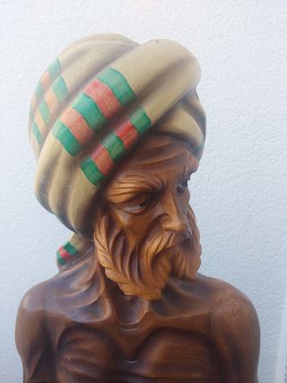 Escultura madera tallada 