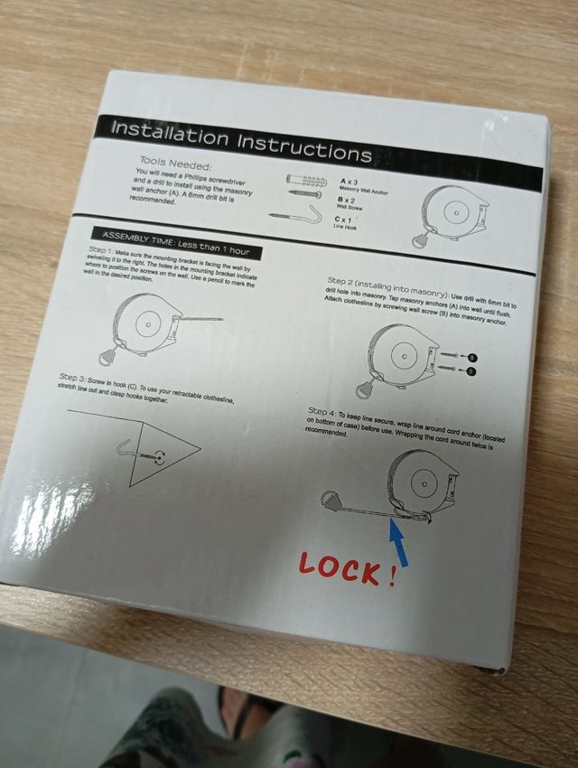 Tendedero retráctil exterior