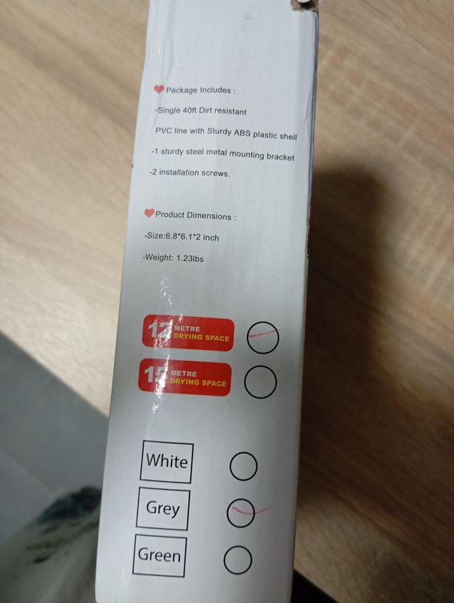 Tendedero retráctil exterior