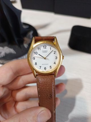 Reloj Casio dorado vintage