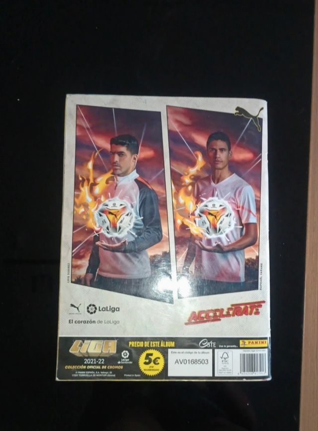 Álbum Liga 2021-22 Panini Casi Completo