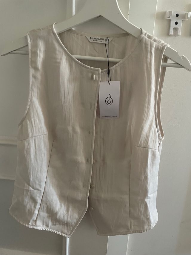 Chaleco Stradivarius beige - Talla M