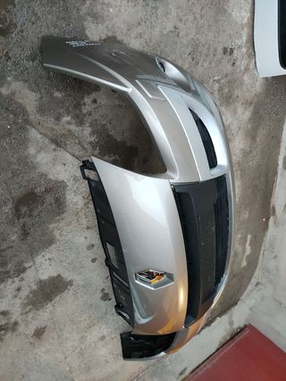 PARAGOLPES DELANTERO RENAULT SCENIC III XENON