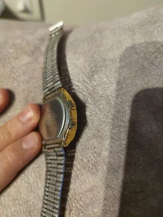 Reloj Casio A168WE dorado