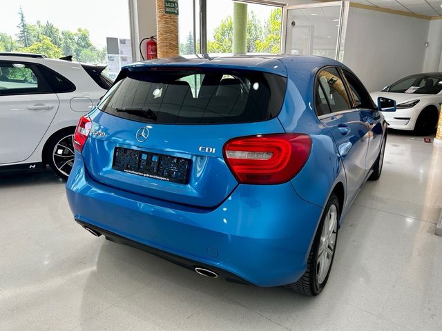 Mercedes-Benz Clase A200 URBAN - 2013