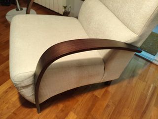 Butacas beige madera wengué