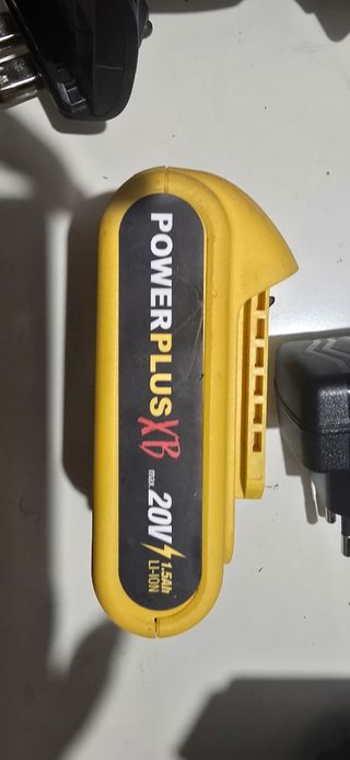 Taladro percutor Powerplus 20V