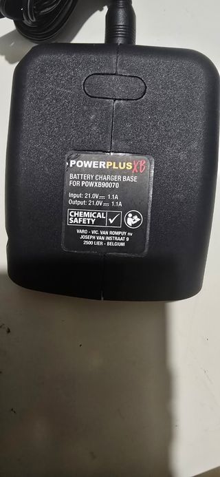 Taladro percutor Powerplus 20V