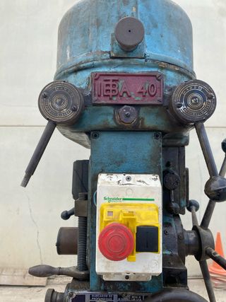 Taladro industrial de pie HEKA-40