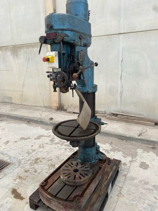 Taladro industrial de pie HEKA-40