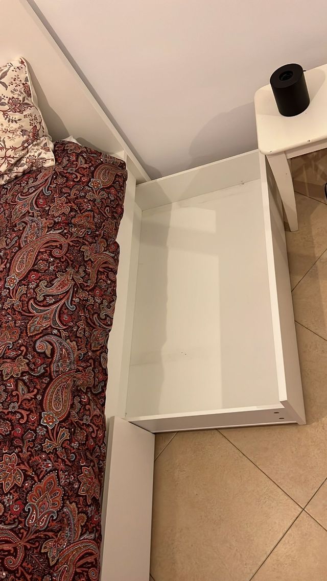 Cama MALM Ikea blanco con cajones