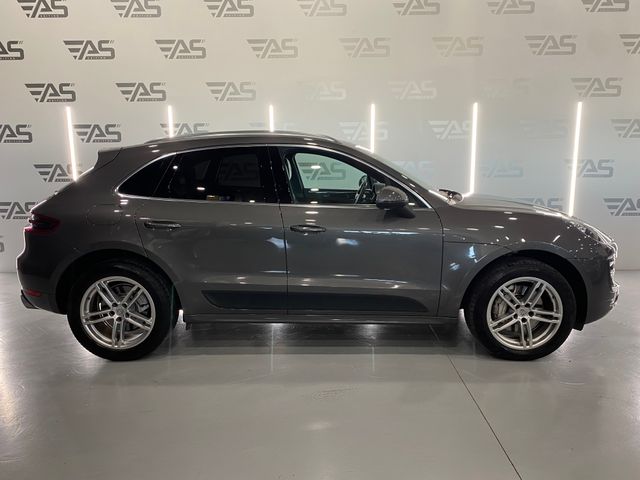 Porsche Macan 2015