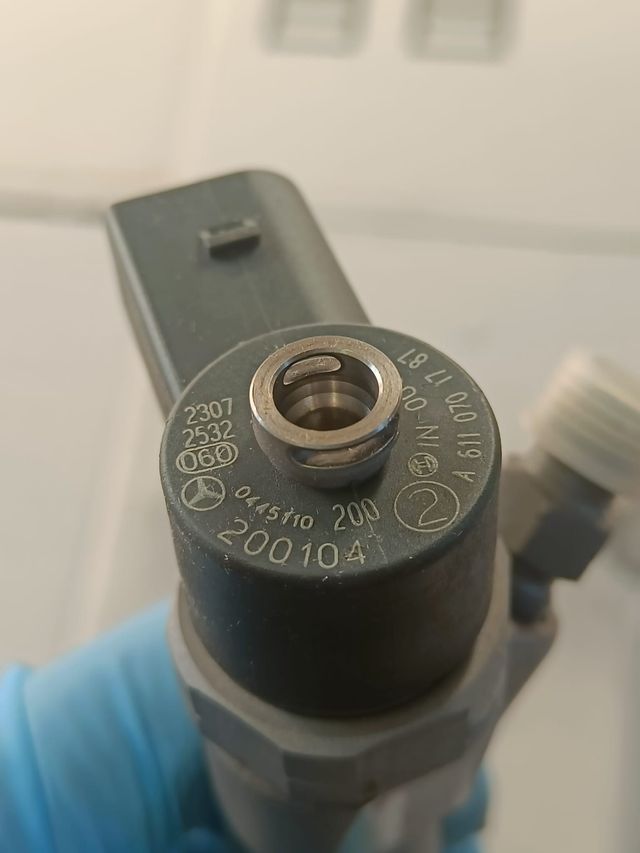 Inyectores Mercedes Bosch 0445110200