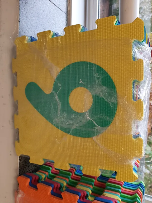 Alfombra puzzle goma eva infantil