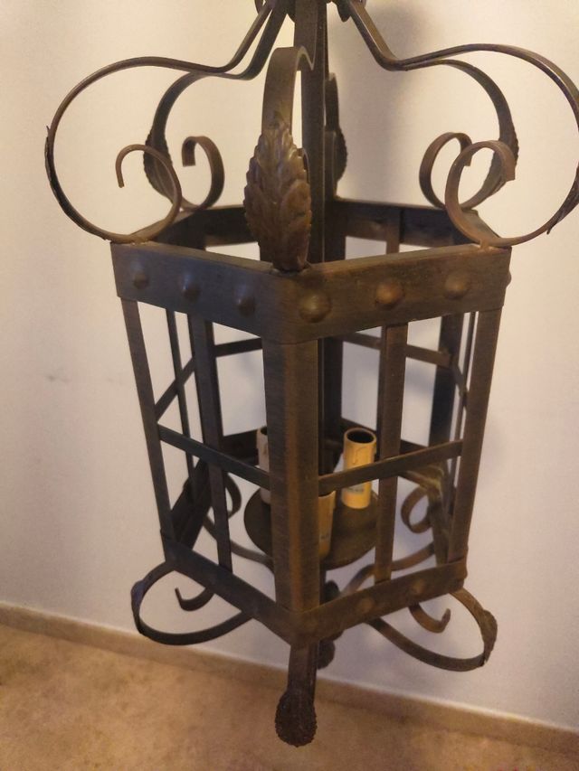 Faroles, hierro fundido estilo castillo ( Guadarte