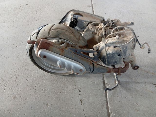 Motor derby Hunter . Scooter 