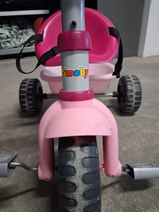 Triciclo Smoby para niñxs
