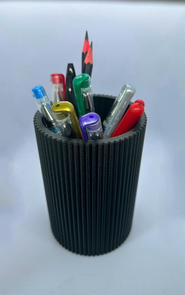 Portapenne nero - stile minimal