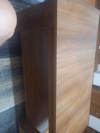 Mesa elevable madera marrón