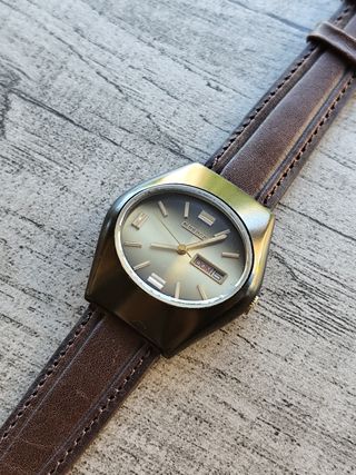 Reloj Citizen automático 