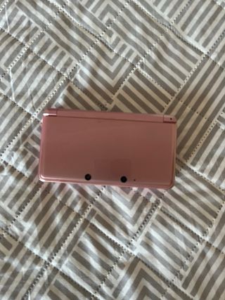 Nintendo 3DS Rosa + 5 Juegos