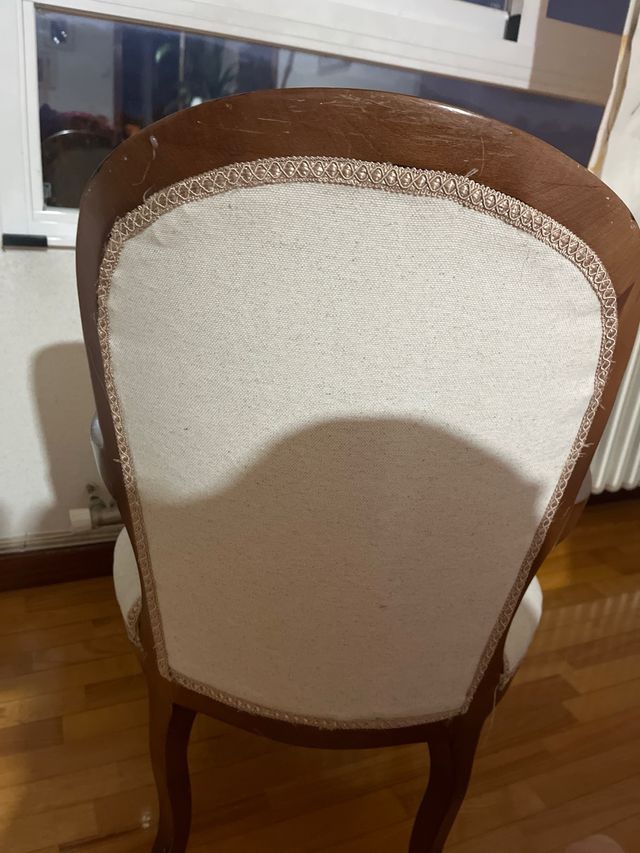 Silla madera estilo clásico