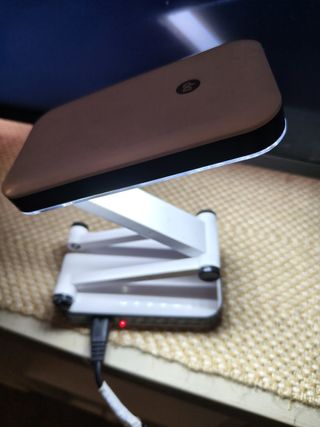 Lámpara LED portátil plegable y recargable