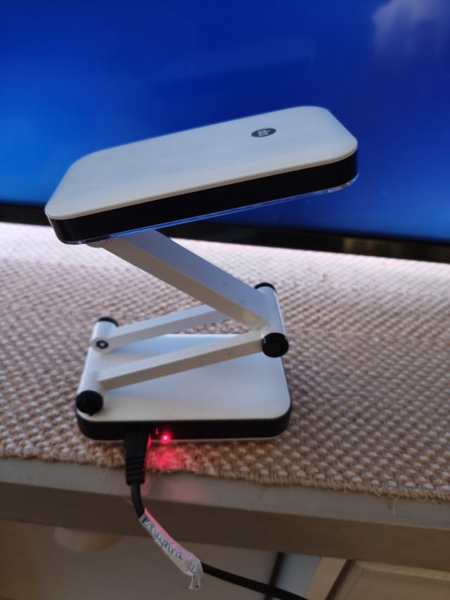 Lámpara LED portátil plegable y recargable