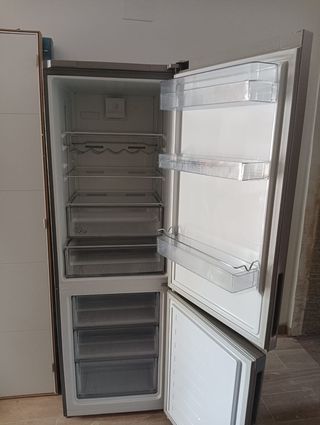 Nevera combi Grundig