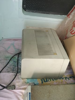 IBM PC antiguo - Monitor y teclado