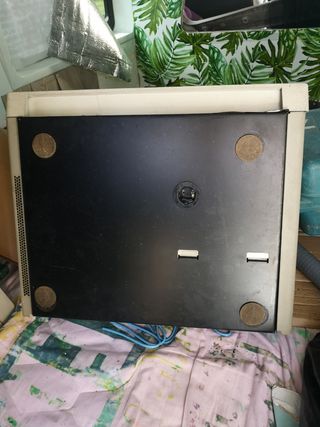 IBM PC antiguo - Monitor y teclado