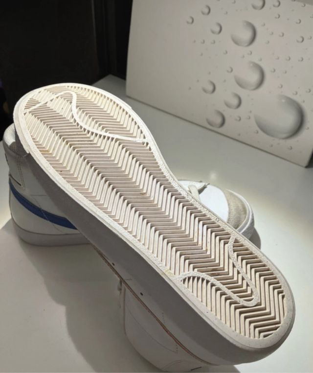 Nike Blazer Mid '77 - Zapatillas blancas rojas