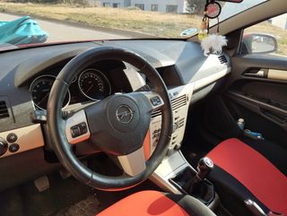 Opel Astra 2009 GTC