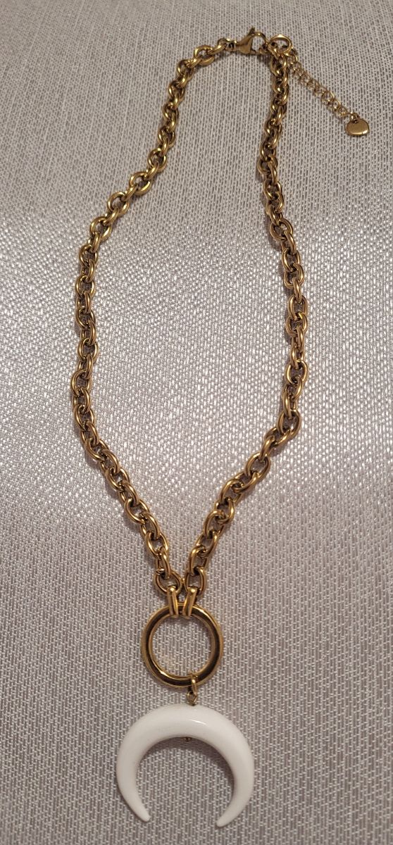 Colgante dorado