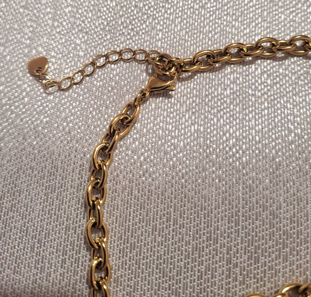 Colgante dorado